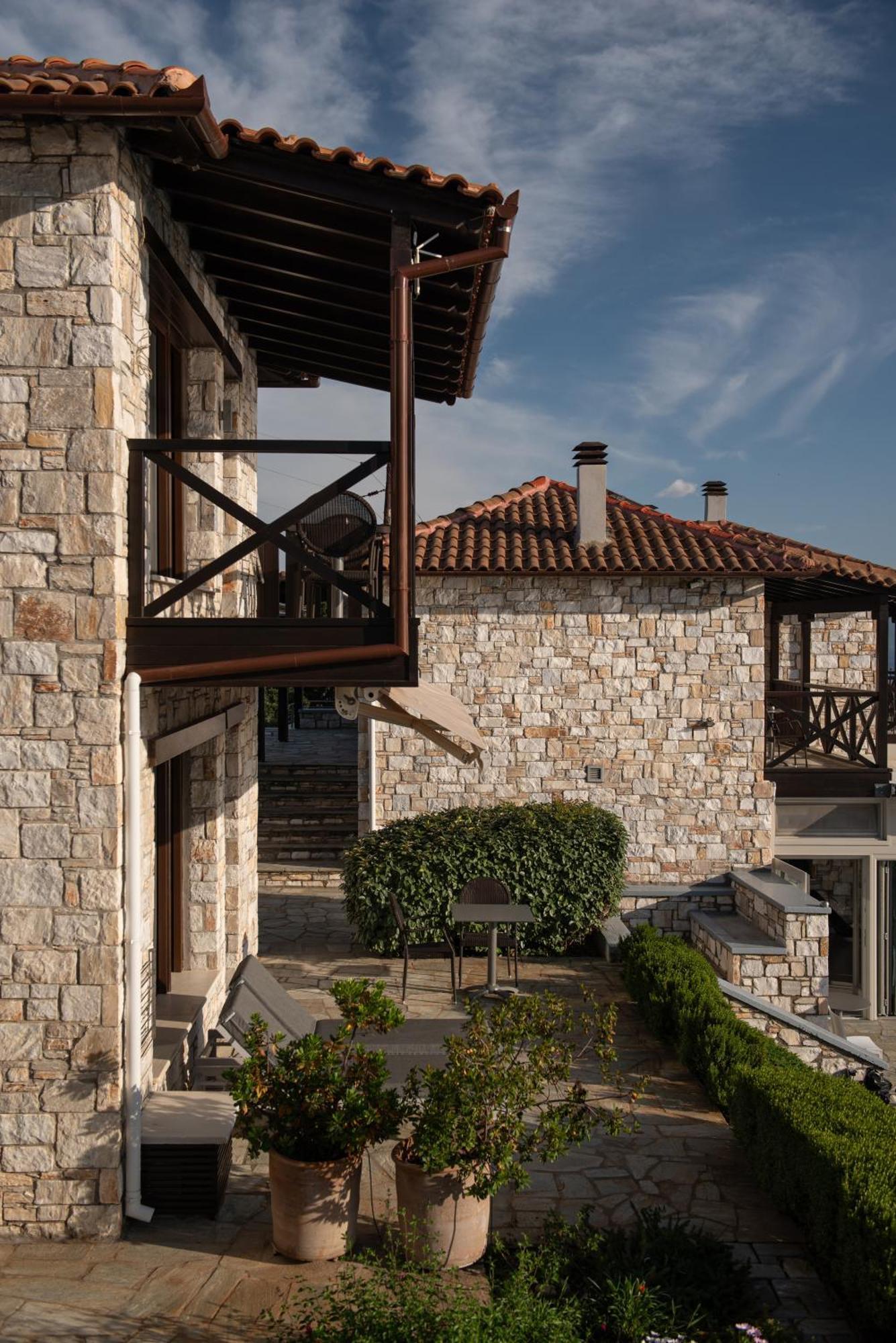 Karavia Lux Inn 아피소스 외부 사진