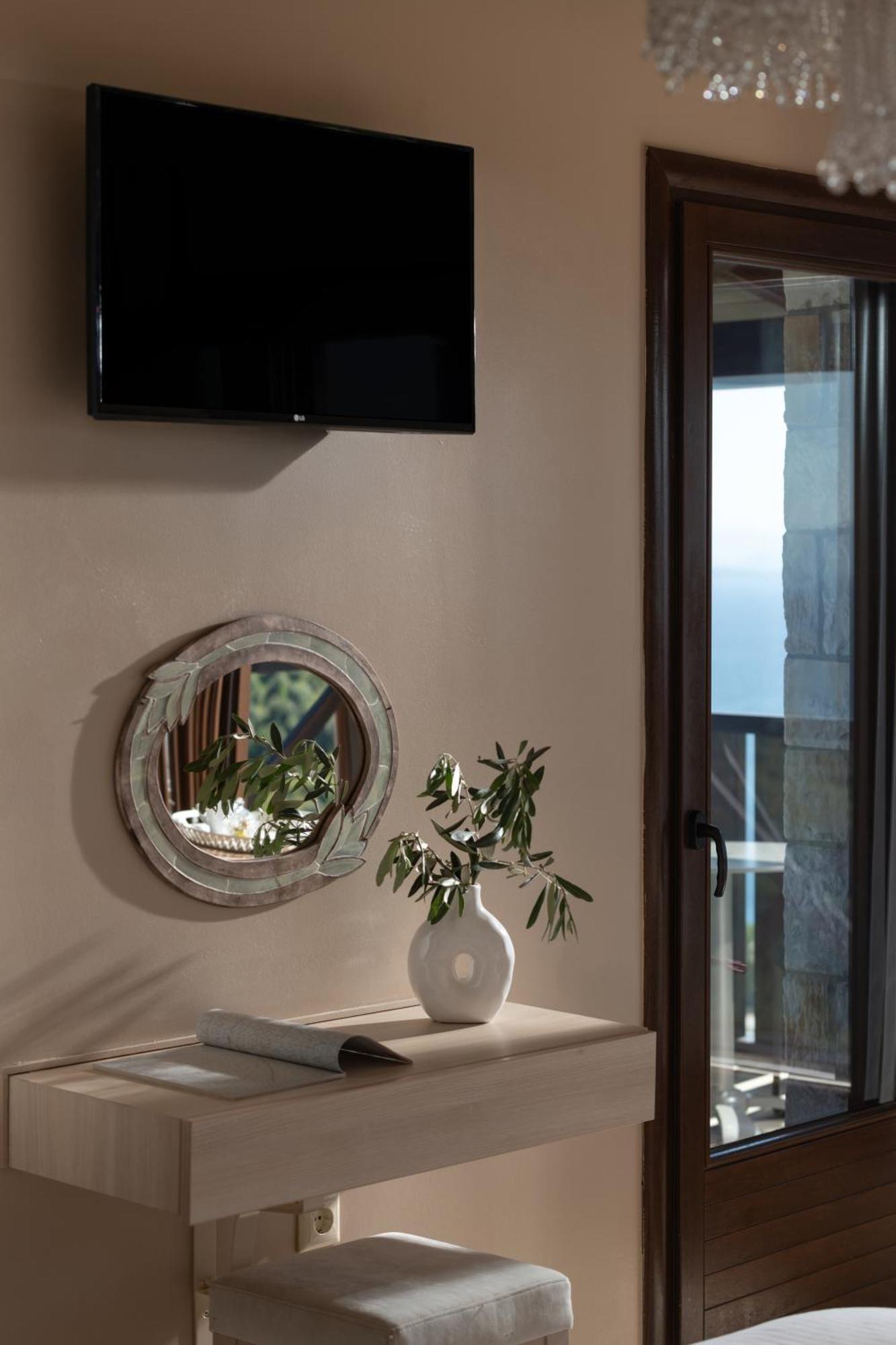 Karavia Lux Inn 아피소스 외부 사진