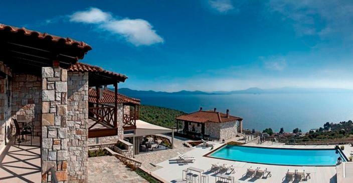 Karavia Lux Inn 아피소스 외부 사진